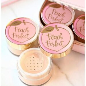 Peach Perfect Mattifying Setting Powder "Too Faced". 