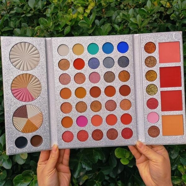 لوحة ظلال عيون نباتية